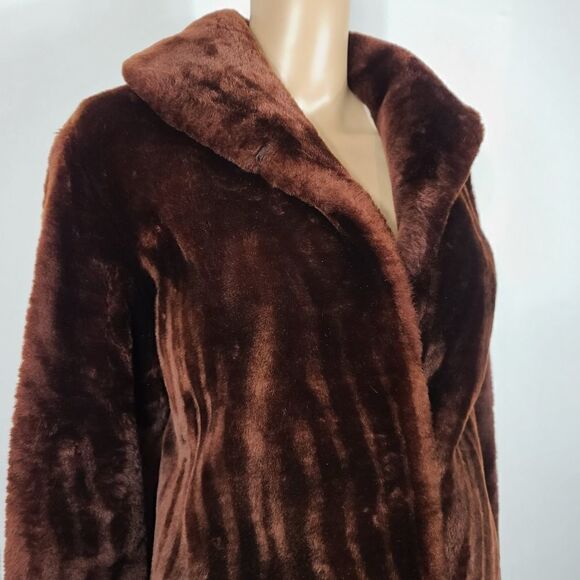 GRANNICK vintage Mouton 1940s Fur Coat - Picture 2 of 14